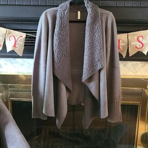 Offer $10,GRAY WRAP STYLE JACKET Awesome!